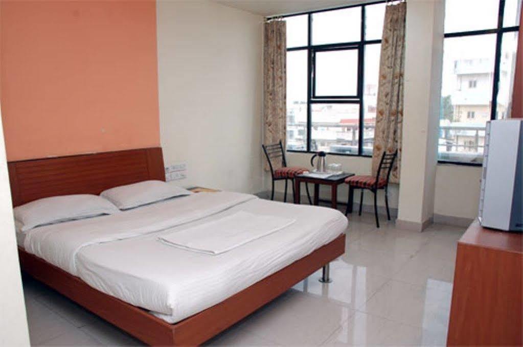 Hotel Imperial Classic Hyderabad Ngoại thất bức ảnh